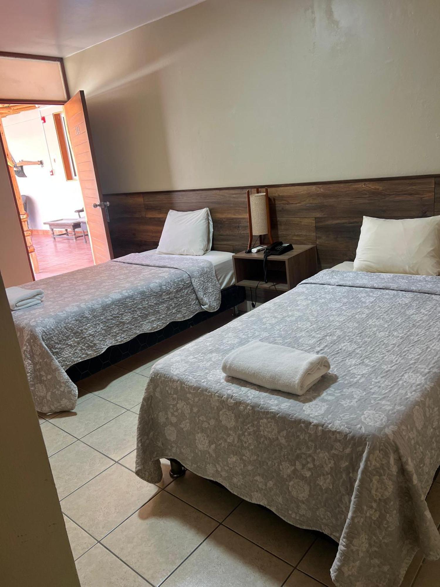 Hotel El Huacachinero Ика Экстерьер фото